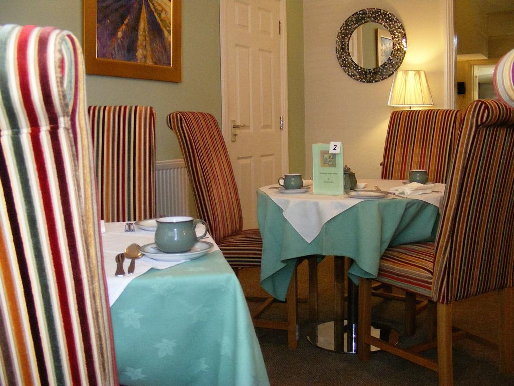 เบิร์ชลีห์ เกสท์เฮาส์ Hotel Grange-over-Sands ภายนอก รูปภาพ