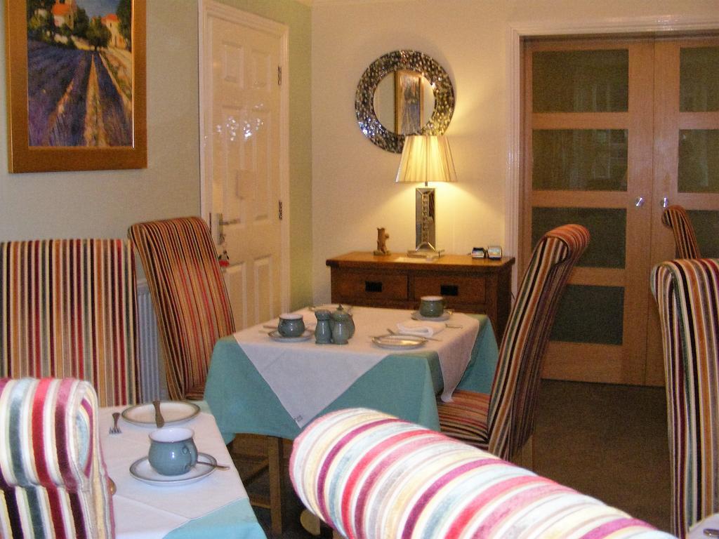เบิร์ชลีห์ เกสท์เฮาส์ Hotel Grange-over-Sands ภายนอก รูปภาพ