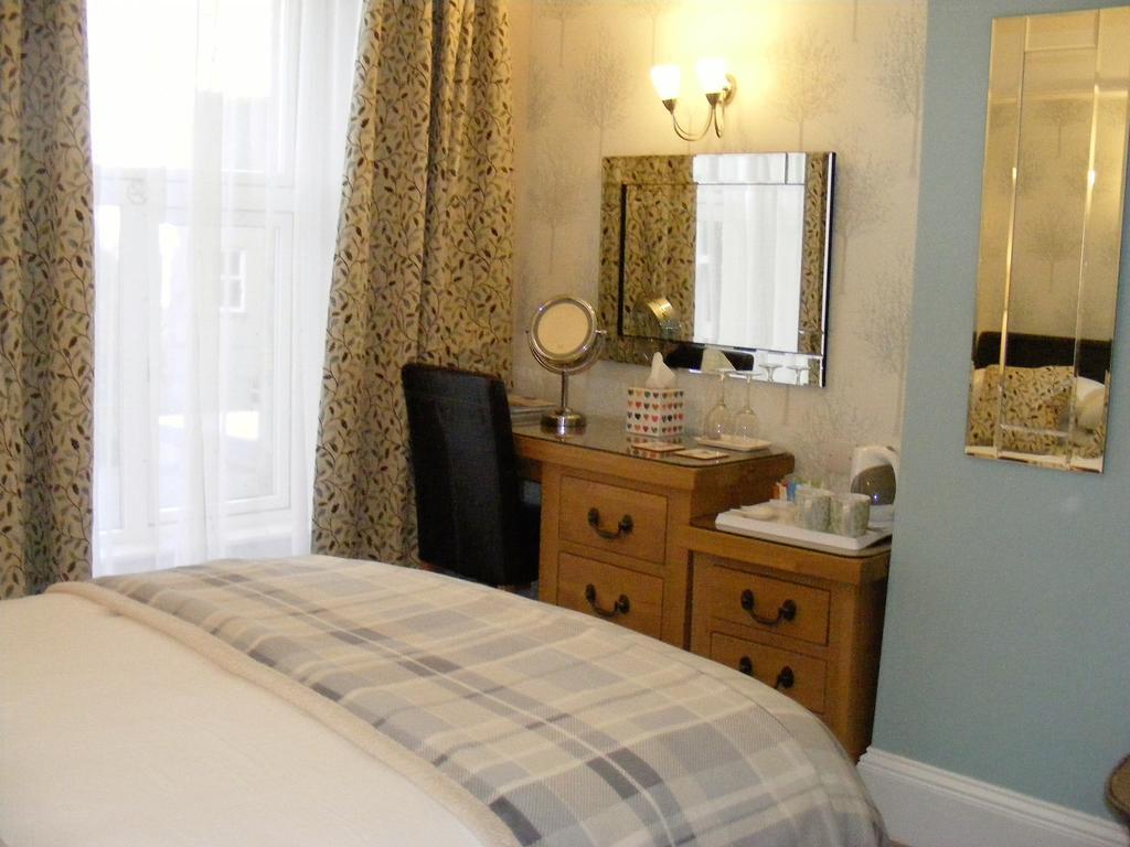 เบิร์ชลีห์ เกสท์เฮาส์ Hotel Grange-over-Sands ภายนอก รูปภาพ